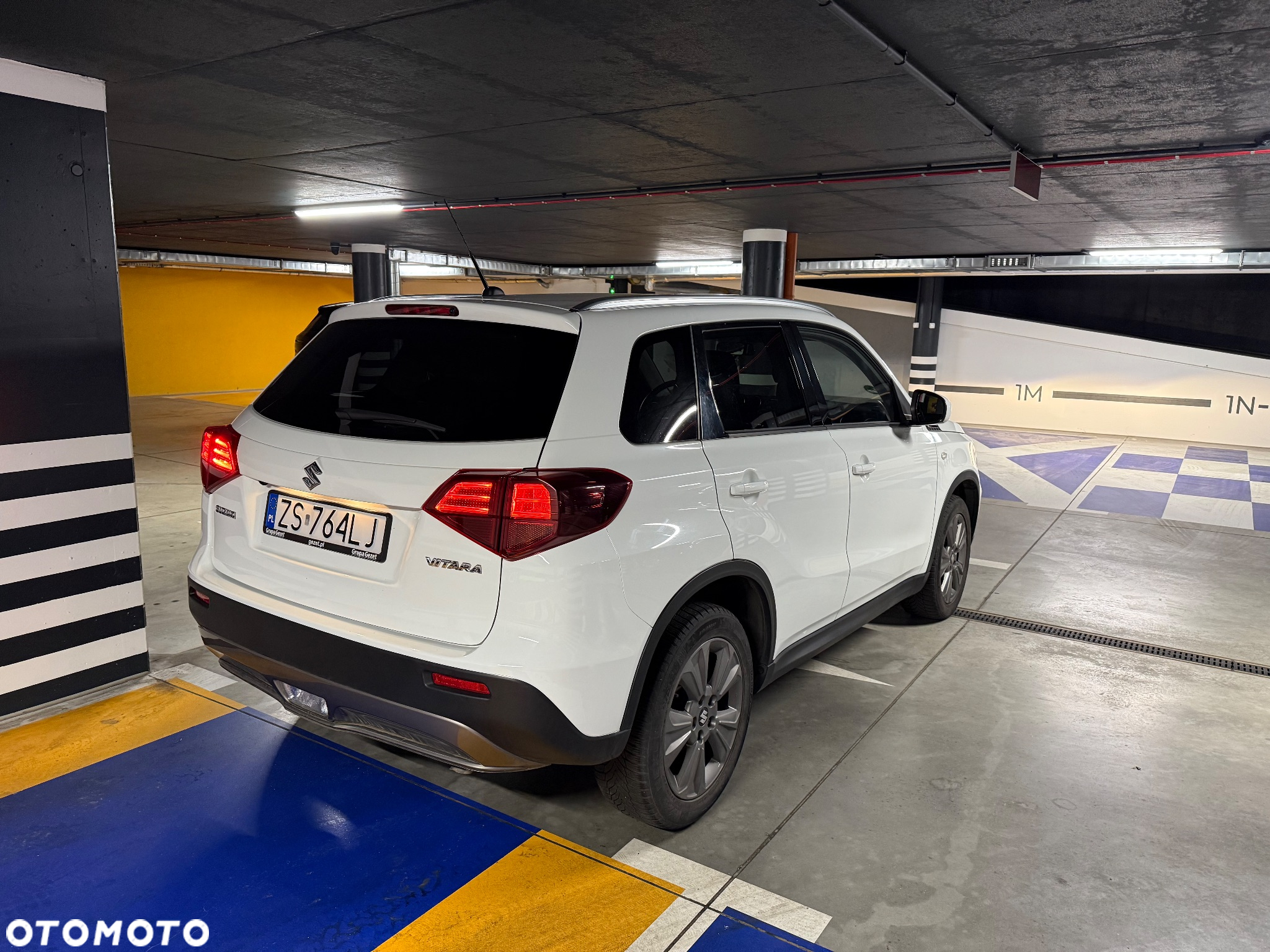 Suzuki Vitara 1.0 Boosterjet Premium 2WD - 6