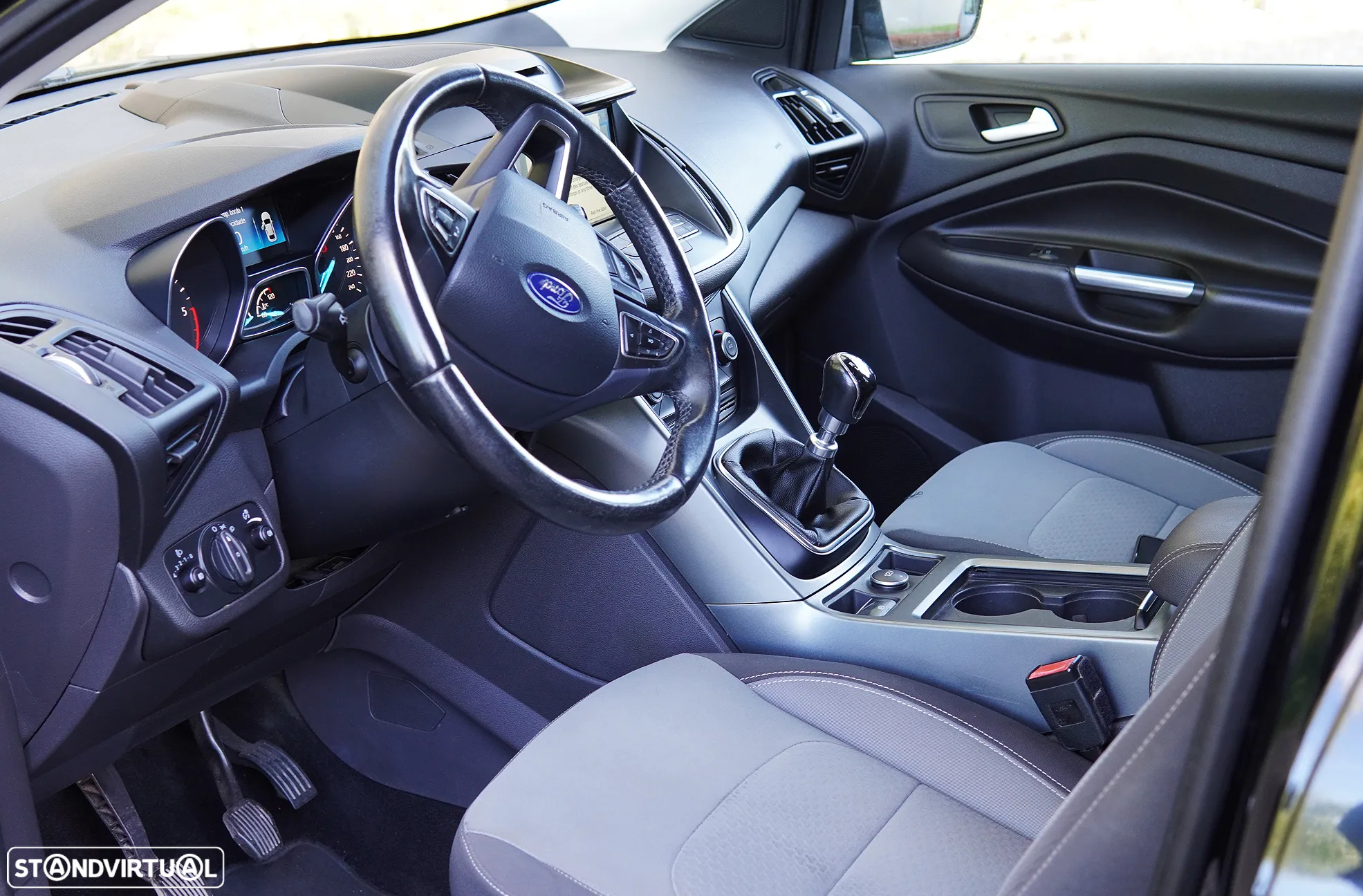 Ford Kuga 1.5 TDCi Business - 5
