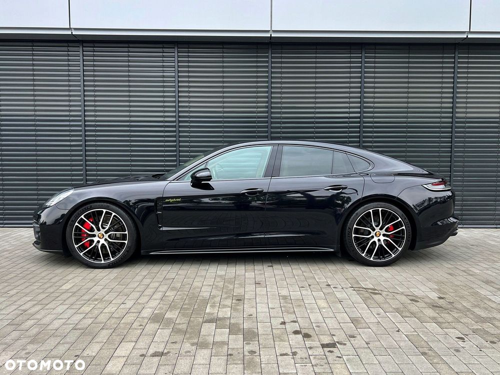 Porsche Panamera - 3