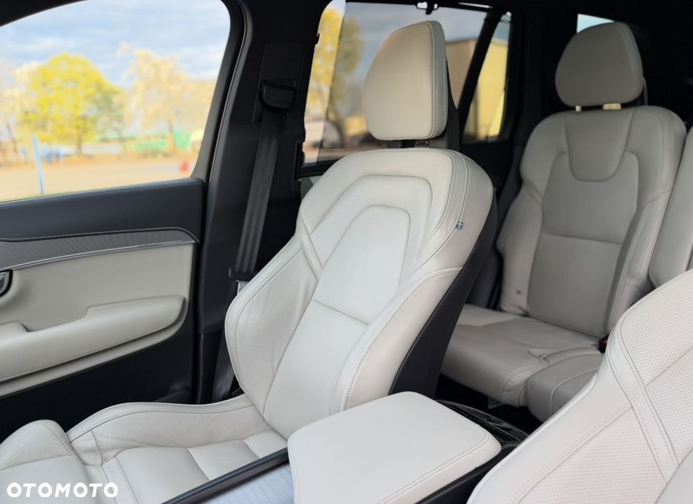 Volvo XC 90 T8 AWD Twin Engine Geartronic RDesign - 39