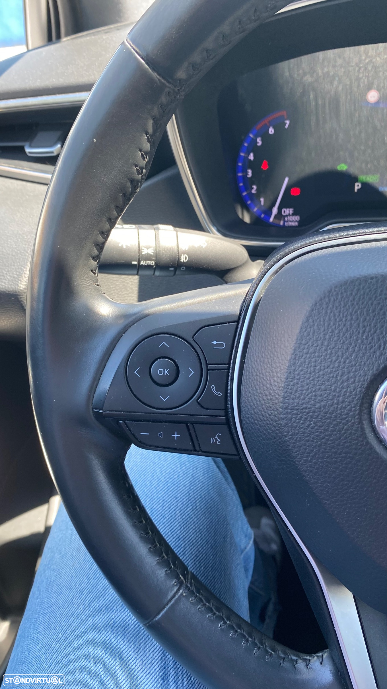 Toyota Corolla Touring Sports 1.8 Hybrid Exclusive - 32