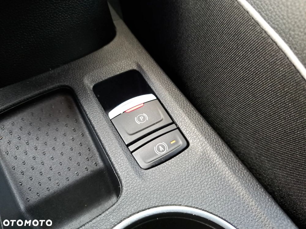 Renault Captur 1.3 TCe mHEV Techno EDC - 16