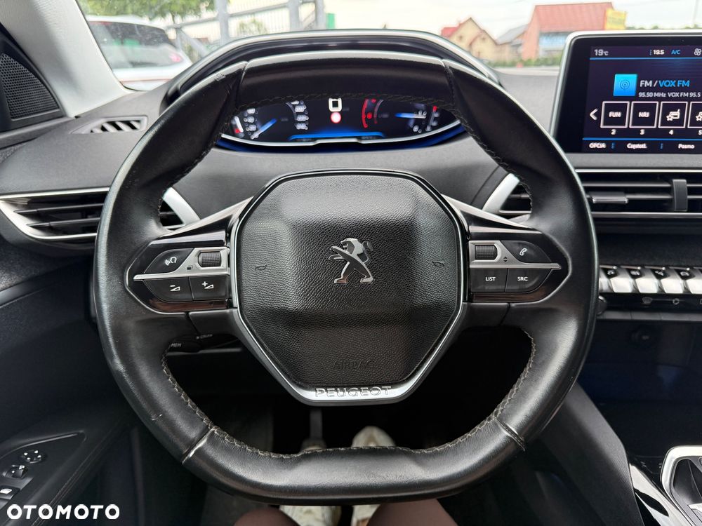 Peugeot 3008 - 16