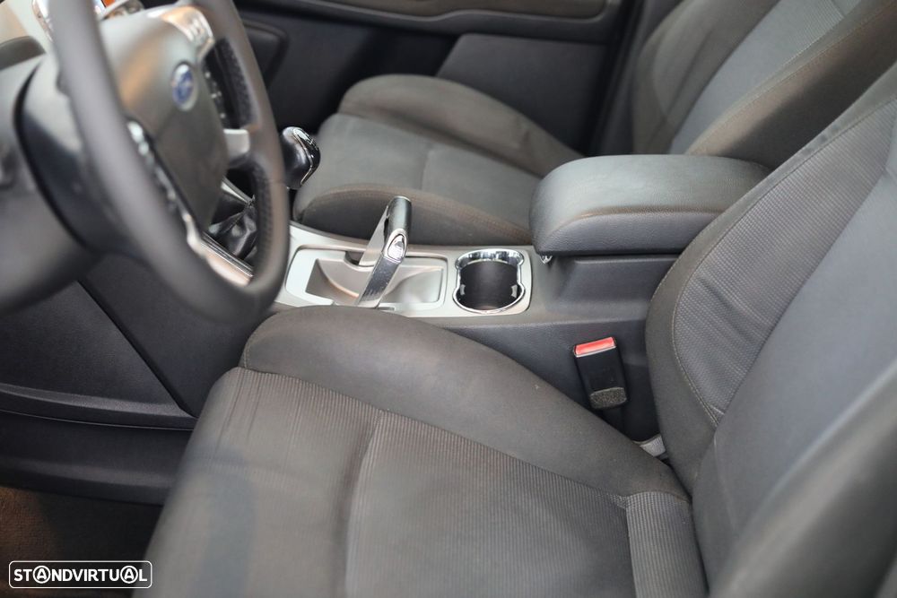 Ford S-Max 2.0 TDCi Titanium 7L - 13