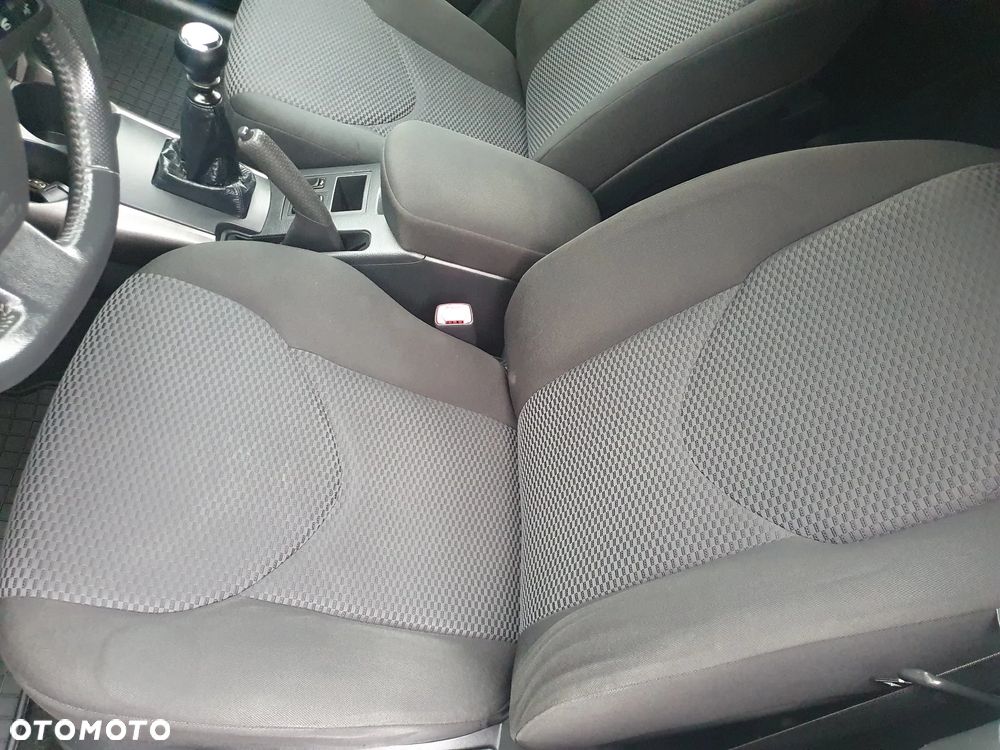 Toyota RAV4 2.0 VVT-i Luna - 25