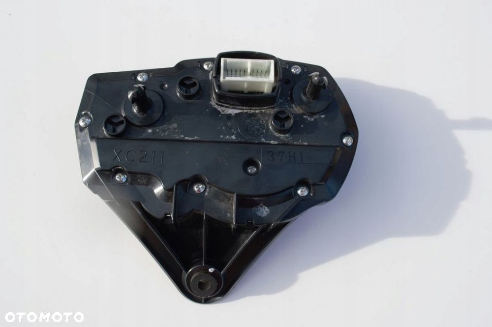 SUZUKI GSXR 600/750 K8 K9 LICZNIK ZEGARY - 4