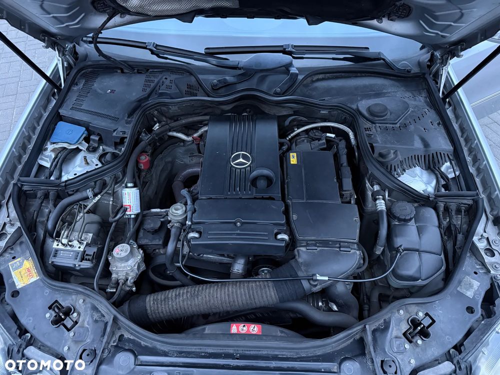 Mercedes-Benz Klasa E 200 Kompressor Classic - 17