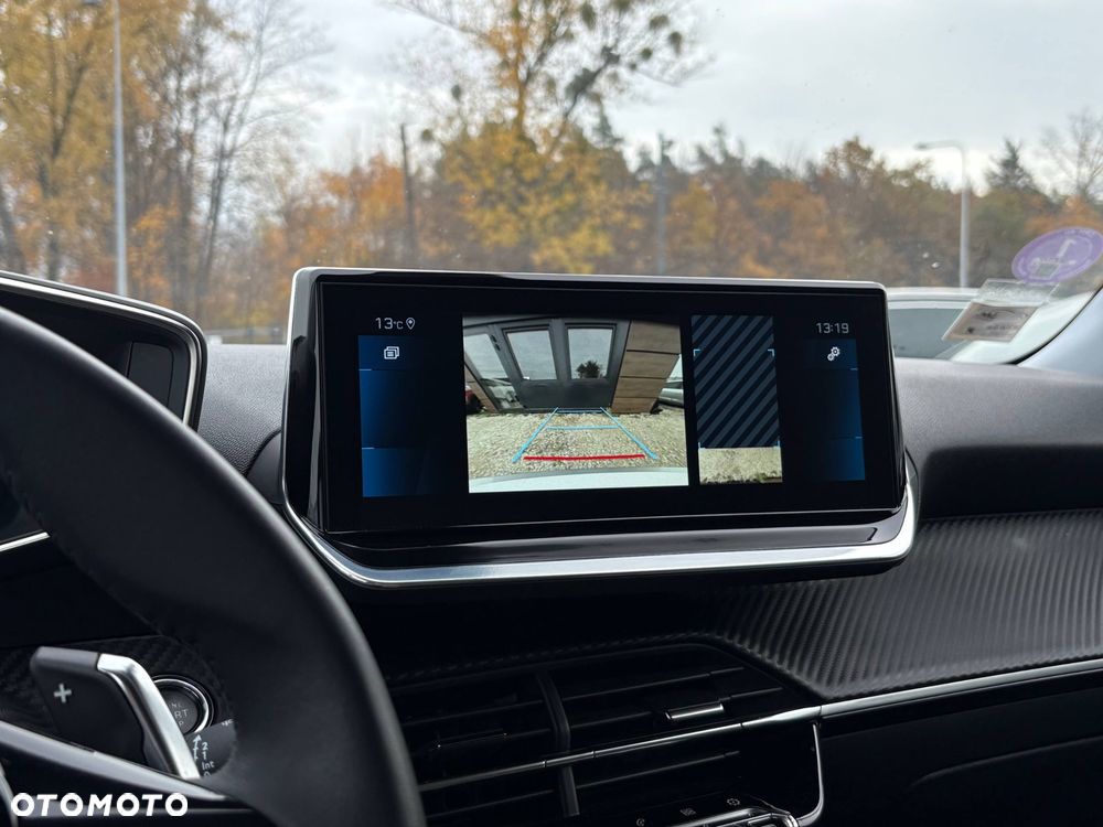 Peugeot 2008 1.2 PureTech Allure S&S EAT8 - 25