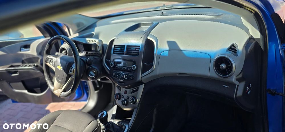 Chevrolet Aveo - 14