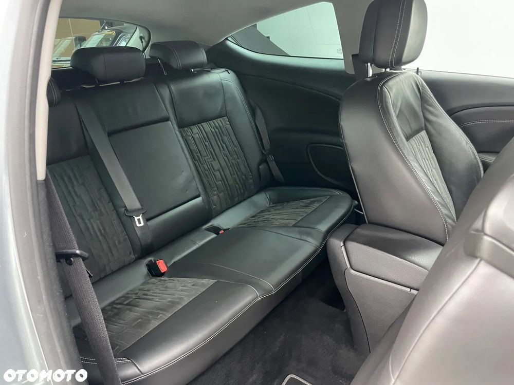 Opel Astra IV GTC 2.0 CDTI Sport - 24