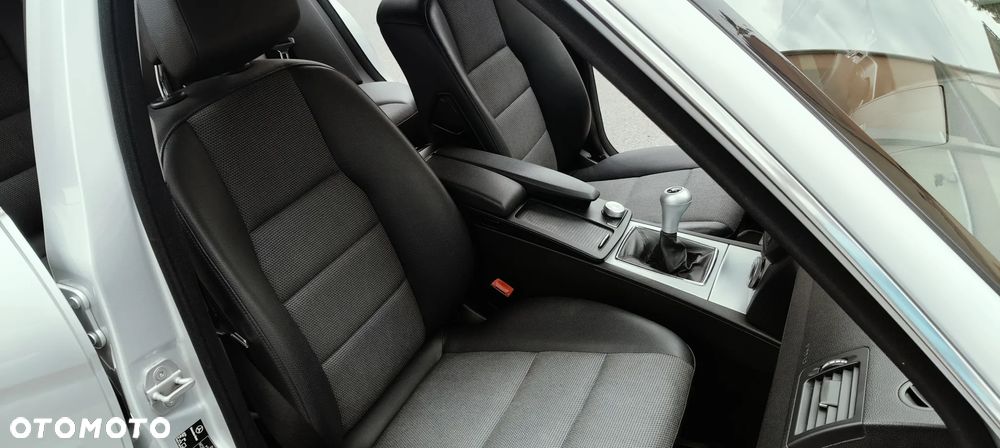 Mercedes-Benz Klasa C 180 Kompressor Elegance - 11