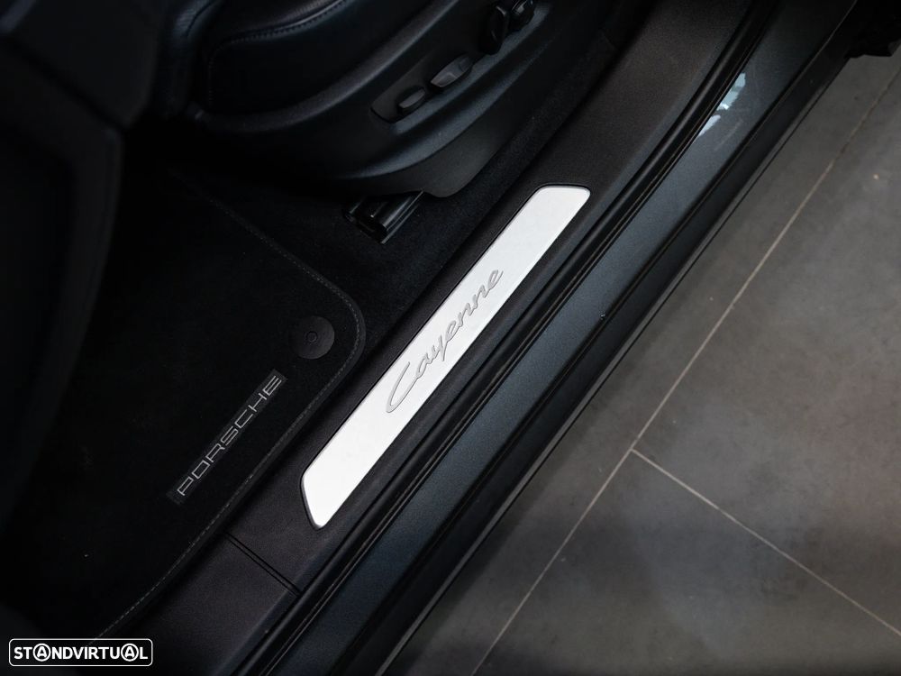 Porsche Cayenne E-Hybrid - 23