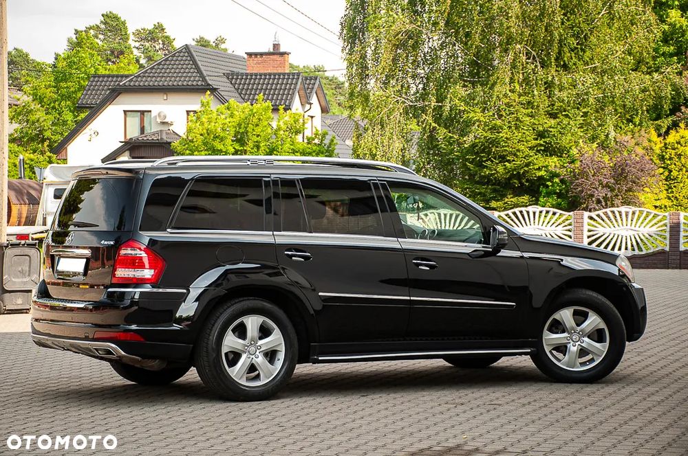 Mercedes-Benz GL 450 4Matic 7G-TRONIC Grand Edition - 13