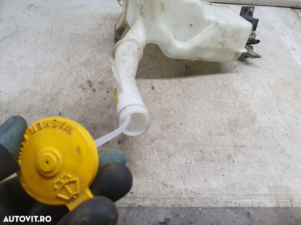 Vas lichid parbriz e4010030 Mazda CX-7 1 [2006 - 2009] 2.3 mzr L3Y7 - 10