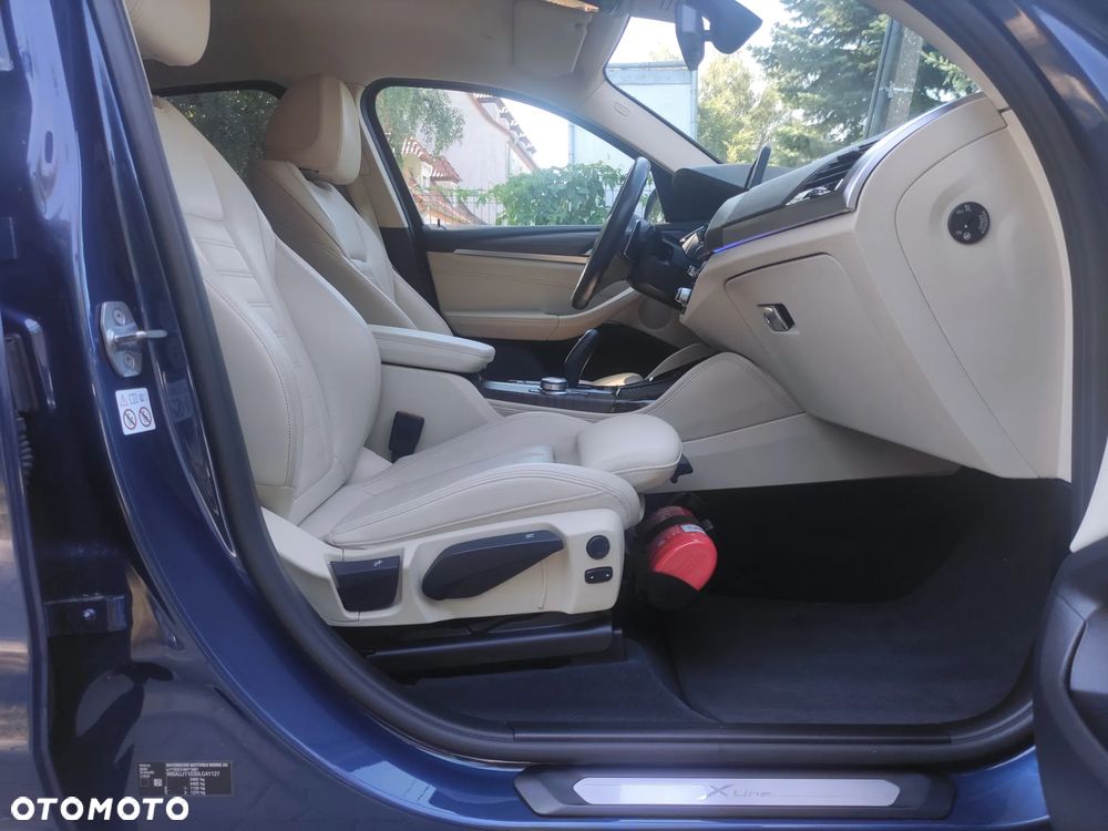 BMW X4 xDrive20i xLine sport - 22