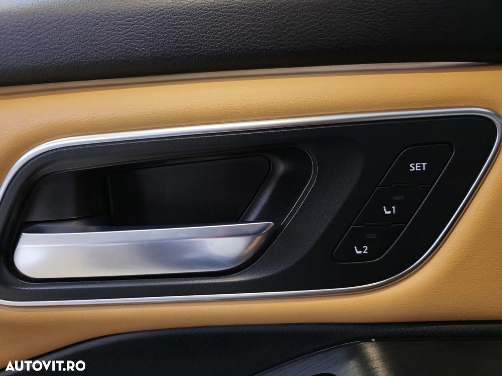 Nissan X-Trail e4ORCE 7 locuri Tekna - 23