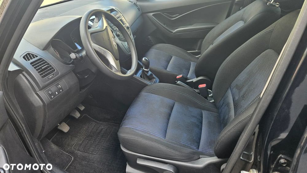 Hyundai ix20 1.4 blue Comfort - 14