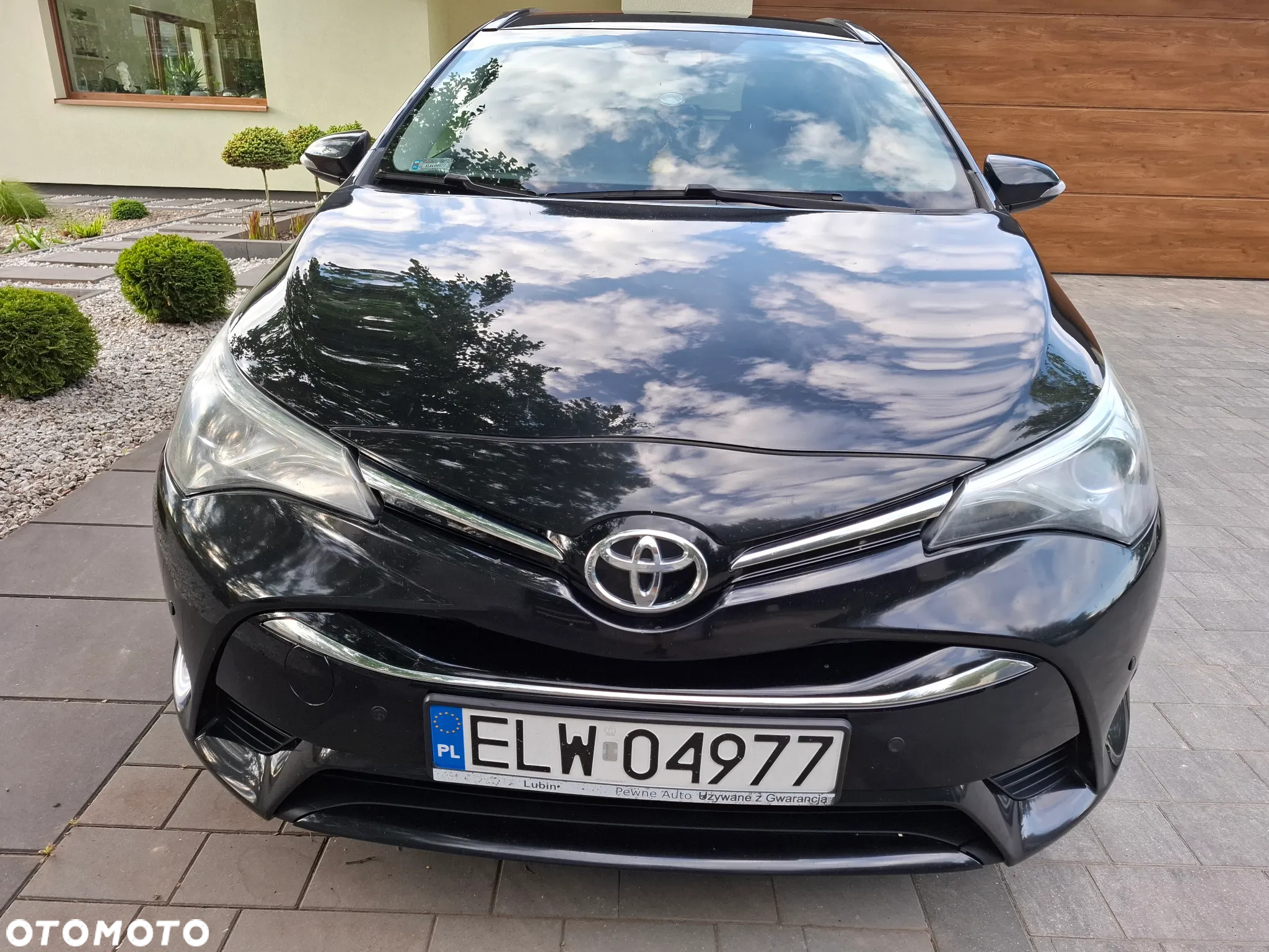 Toyota Avensis 2.0 D-4D Prestige - 3