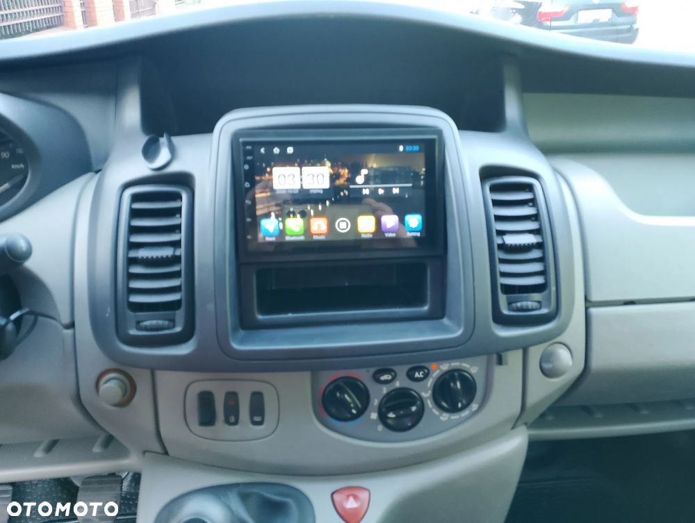 Renault TRAFIC - 19