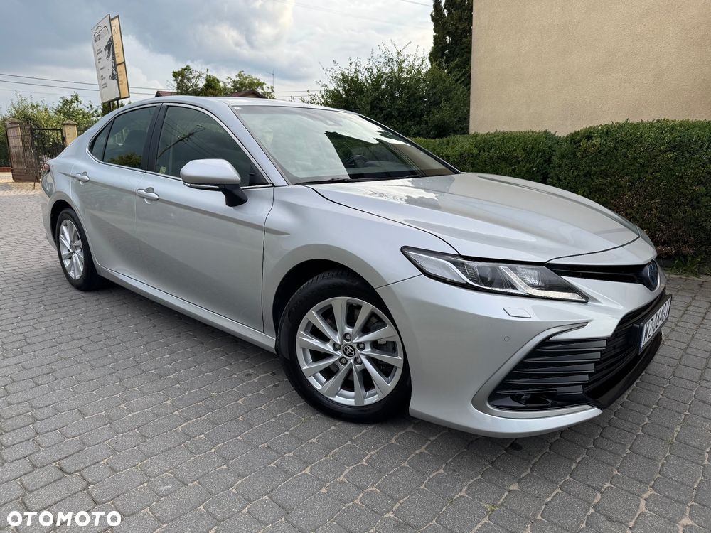 Toyota Camry 2.5 Hybrid Comfort CVT - 3
