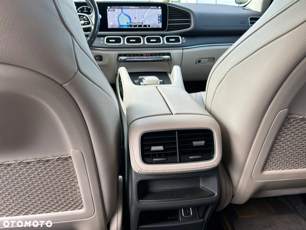 Mercedes-Benz GLE - 24