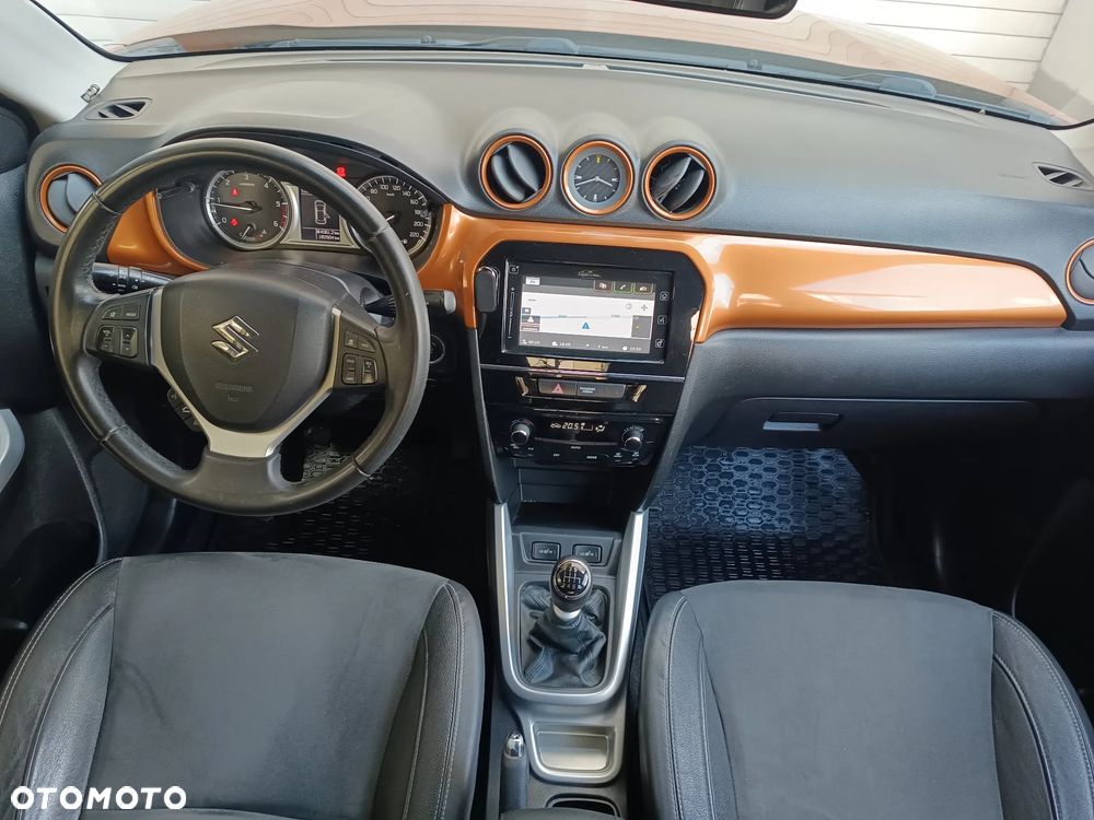 Suzuki Vitara - 8
