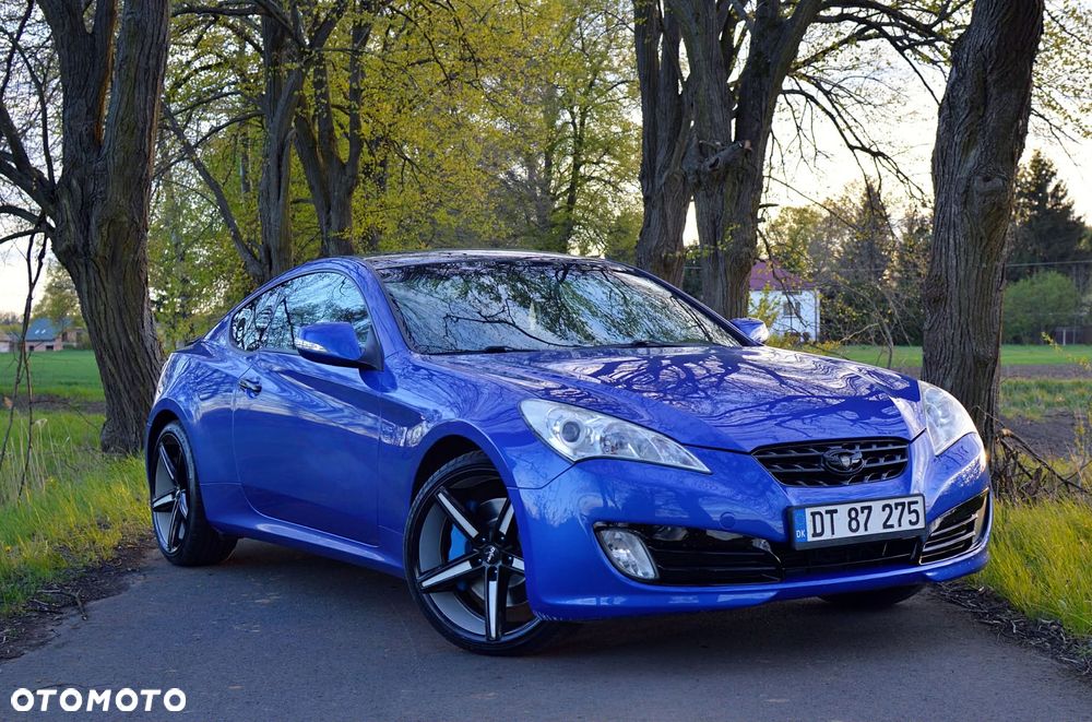 Hyundai Genesis Coupe - 3