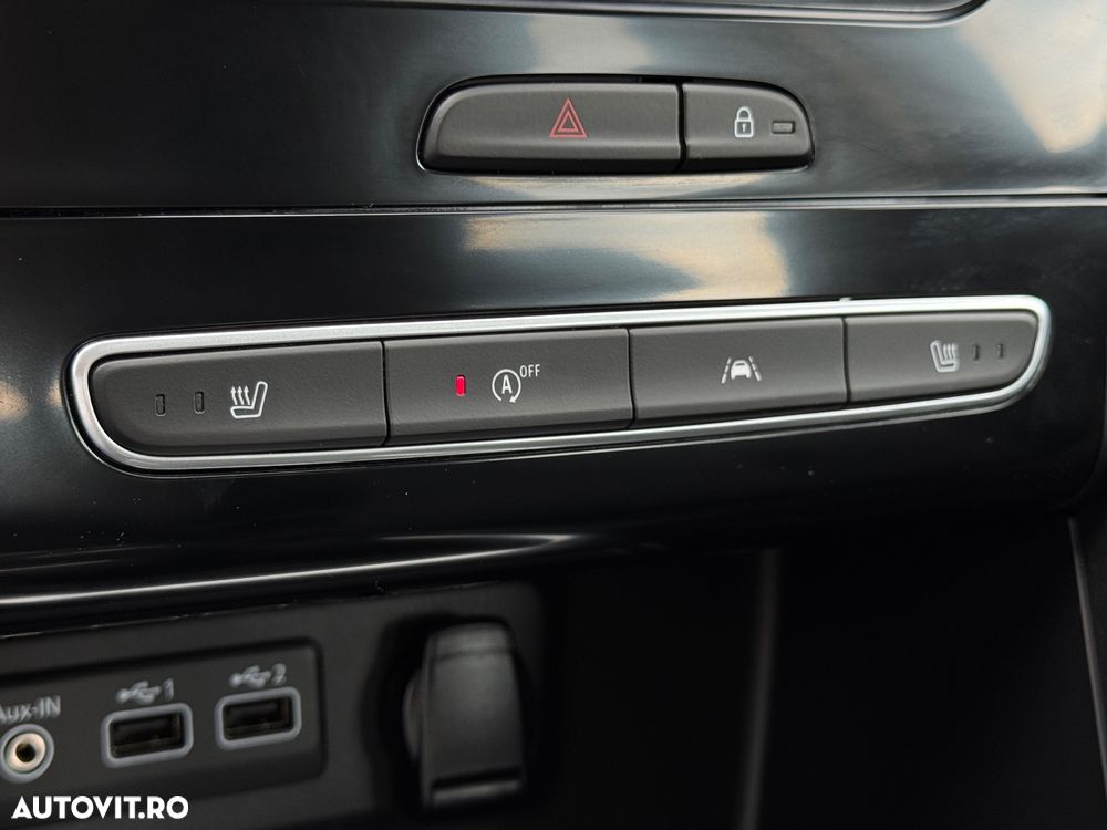 Renault Megane TCe 130 Expression - 23