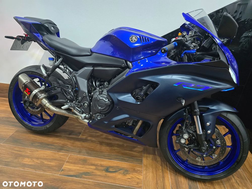 Yamaha R7 - 29