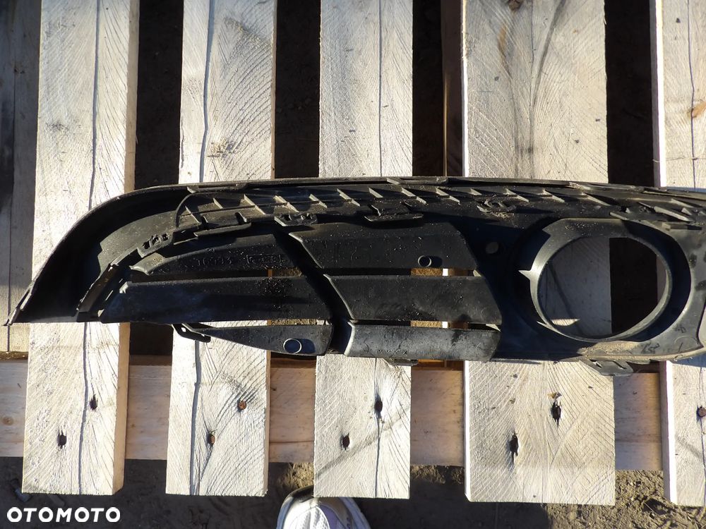 BMW - F30,F31 , BMW 3 -Kratka zamknięta, LEWA SPORTLINE - 7281919 - 1
