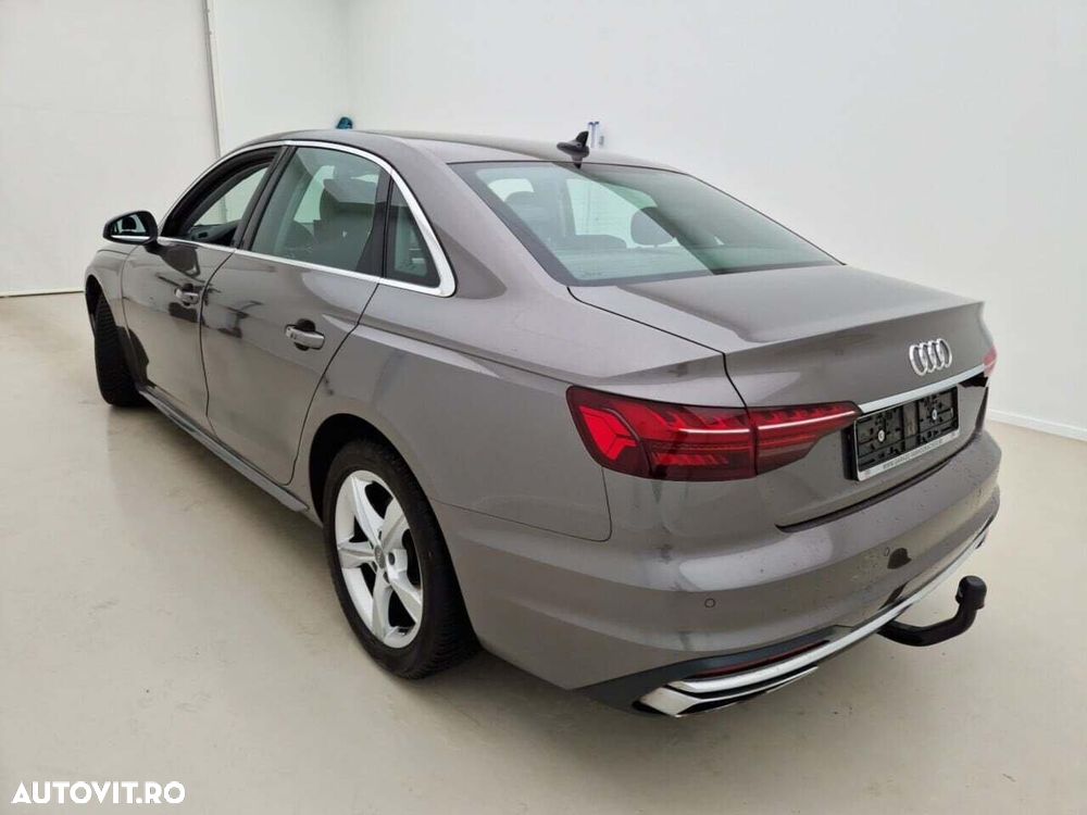 Audi A4 2.0 TDI S tronic - 8