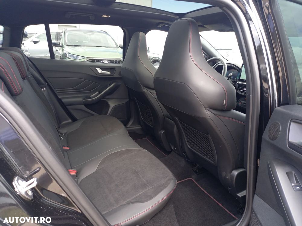 Ford Focus - 14