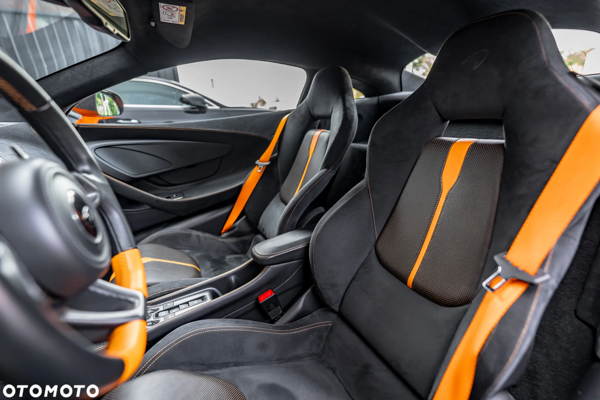 McLaren 570S Coupe - 30