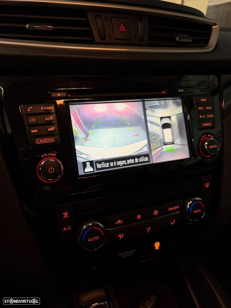 Nissan Qashqai 1.5 dCi N-Connecta 18 RS - 16