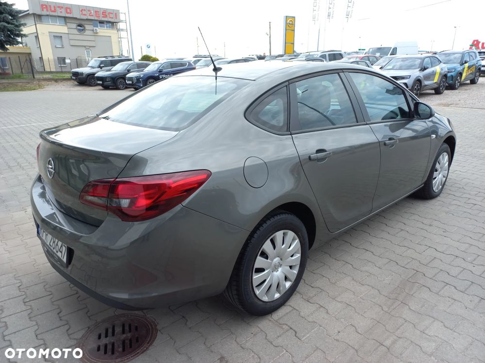 Opel Astra 1.6 EU6 - 5