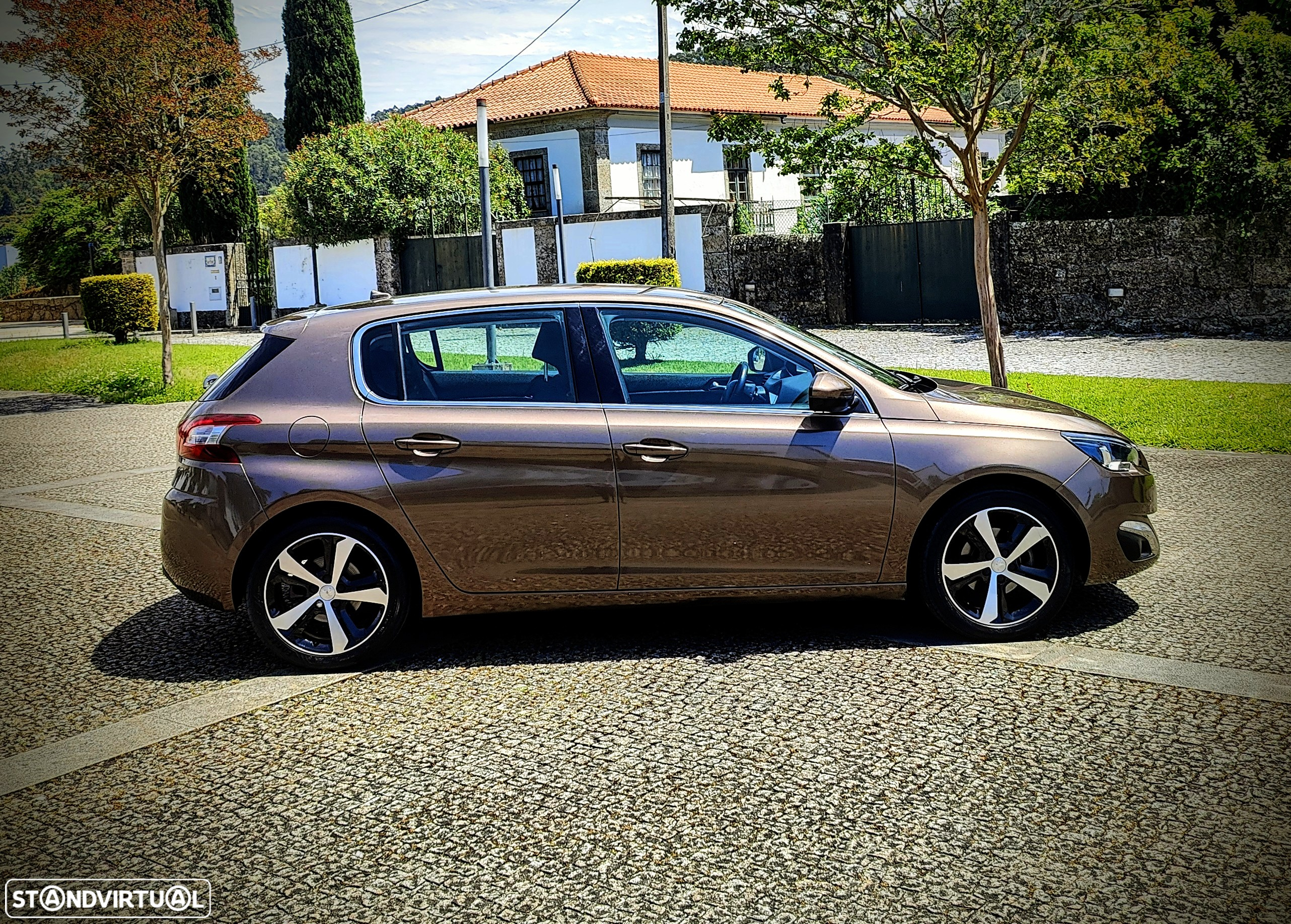 Peugeot 308 1.2 PureTech Allure Full LED - 20