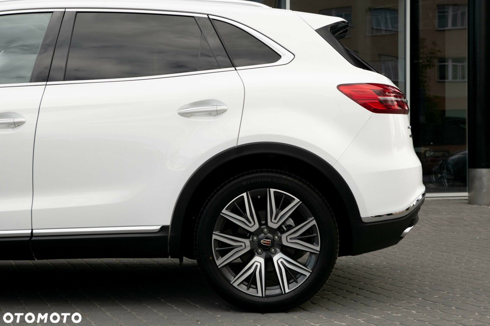 Hongqi HS5 - 14