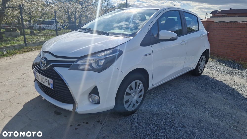 Toyota Yaris 1.5 VVT-i Lounge - 1
