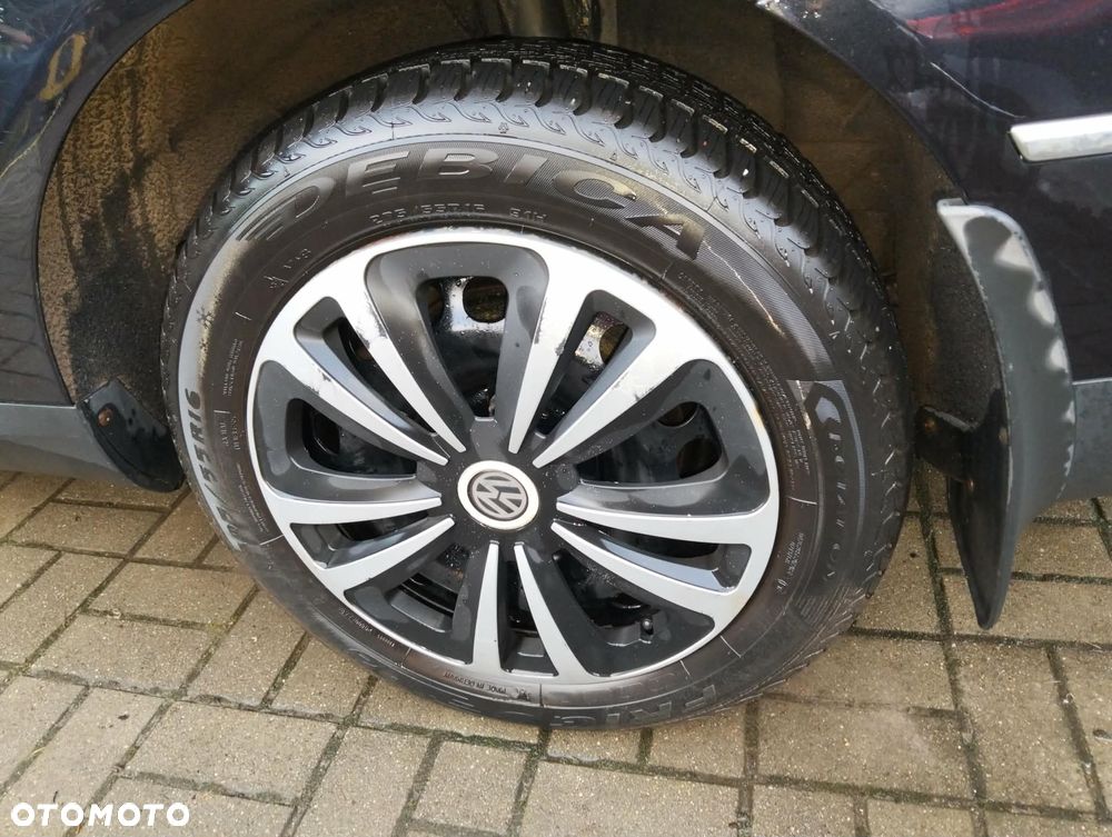 Volkswagen Passat 2.0 TDI DPF Comfortline - 11