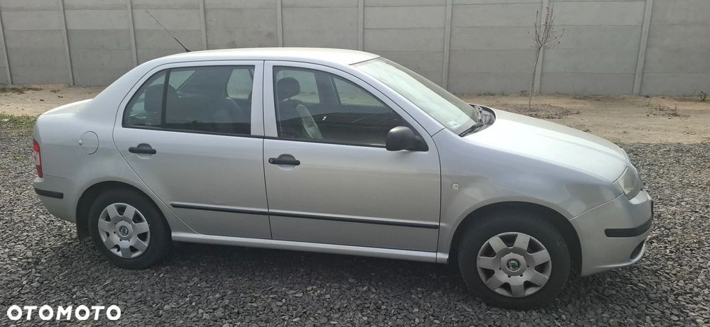 Skoda Fabia 1.4 16V Ambiente - 8