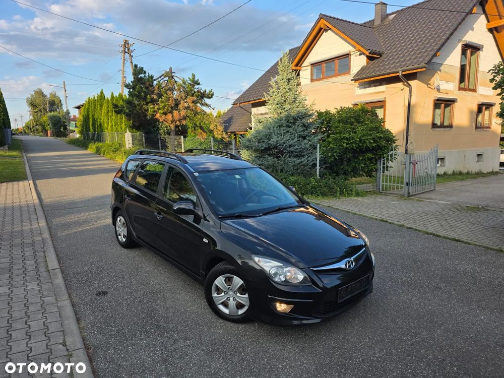 Hyundai i30 1.4 Base + World Cup - 37
