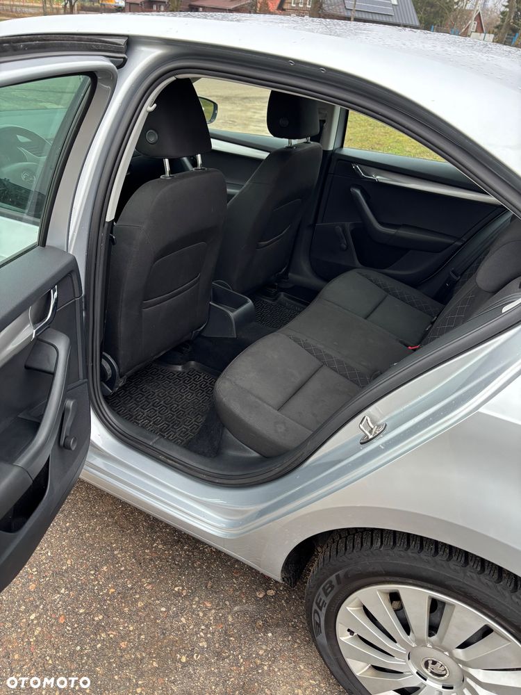 Skoda Octavia 1.6 TDI Active - 10