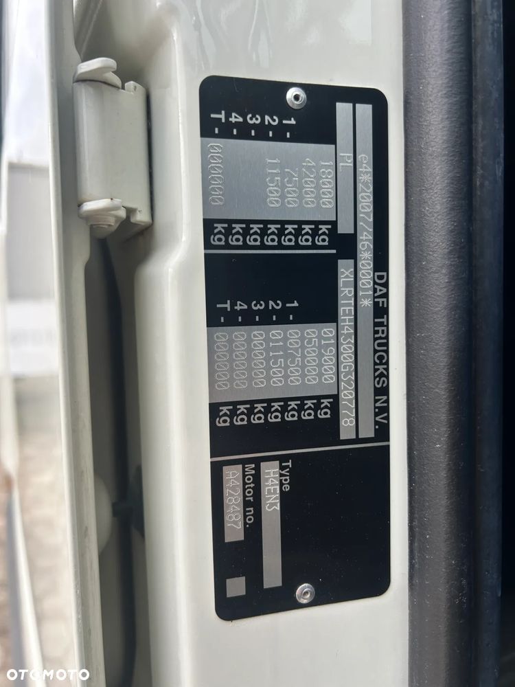 DAF XF 106 480 KM / LOW DECK / MEGA / NOWY VTG i KLOCKI ZMIENIONE W DAF DBK / KLIMATYZACJA POSTOJOWA / POLSKI SALON / TYLKO 553 TYS. KM PRZEBIEGU !! - 40