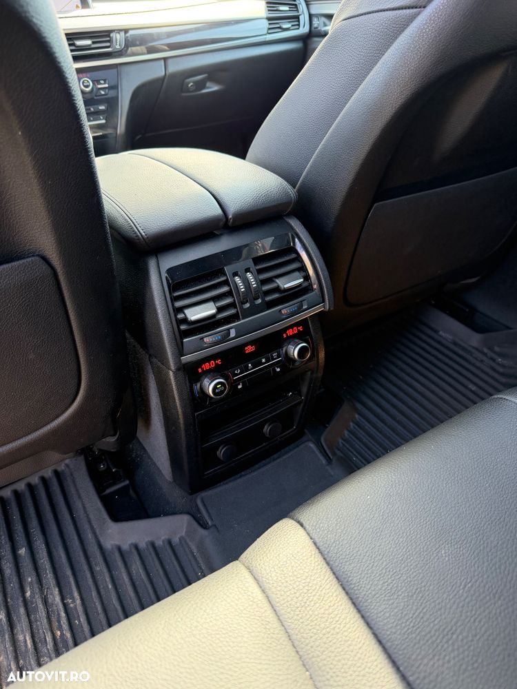 BMW X5 xDrive40d - 11