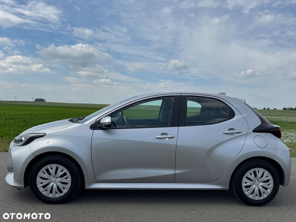 Toyota Yaris - 12