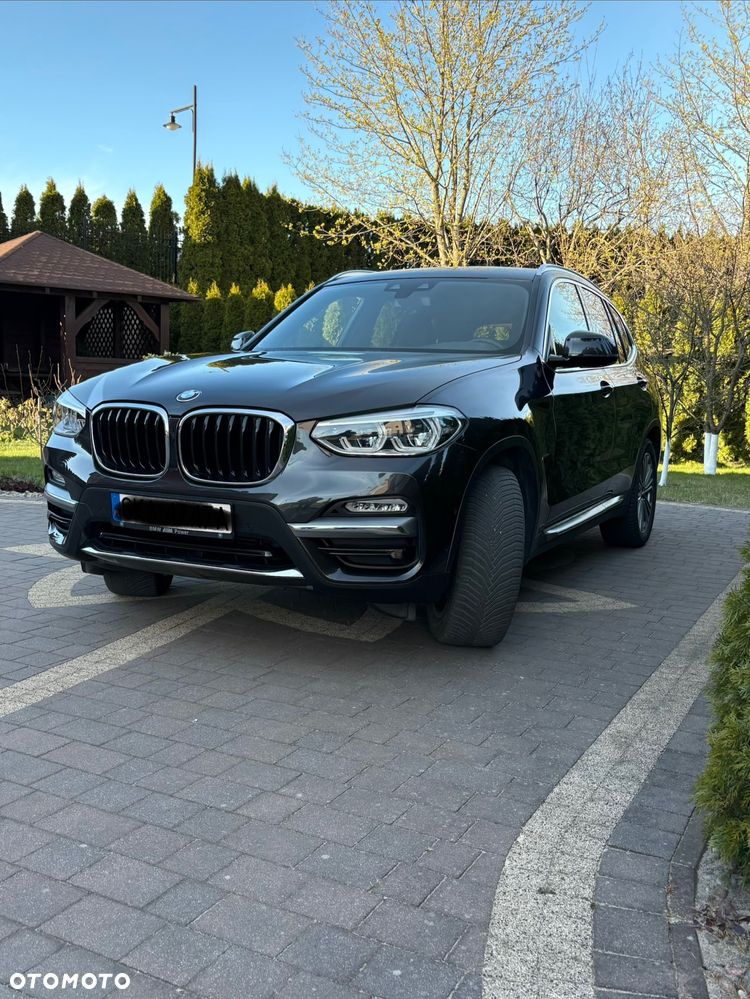 BMW X3 xDrive20d Luxury Line - 3