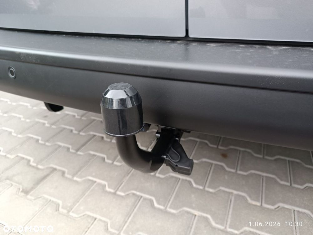 Opel Vivaro - 11