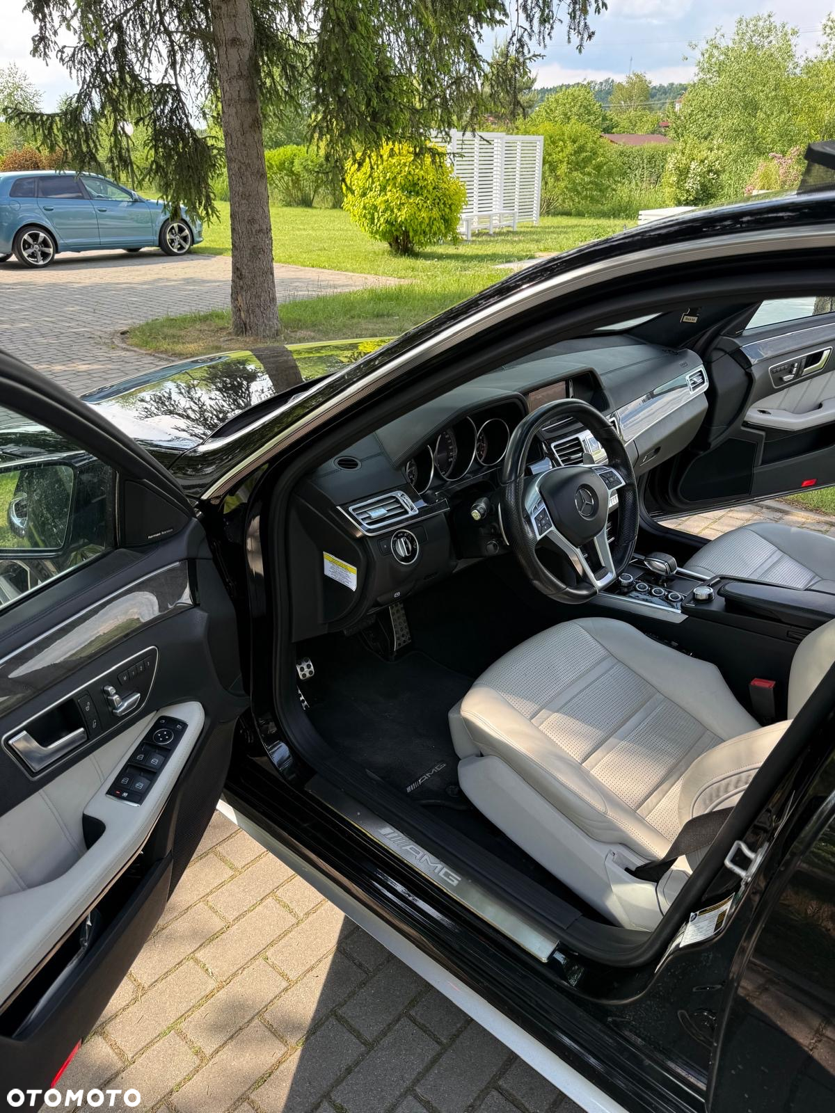 Mercedes-Benz Klasa E 63 AMG S 4-Matic - 11