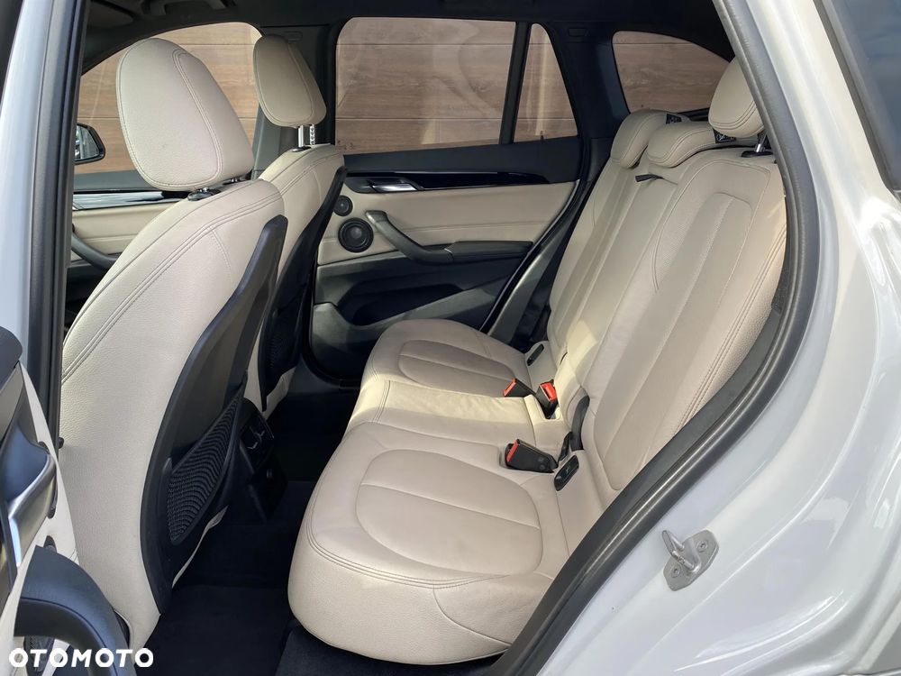 BMW X1 xDrive25d M Sport - 28