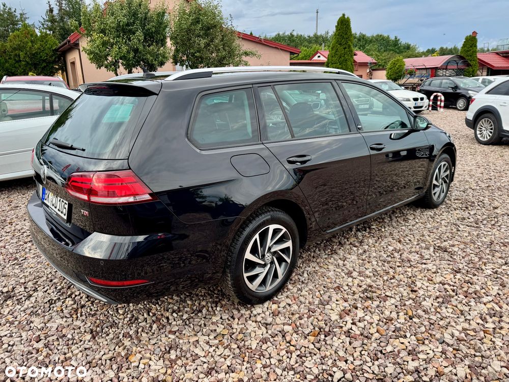 Volkswagen Golf 1.6 TDI Sound - 24